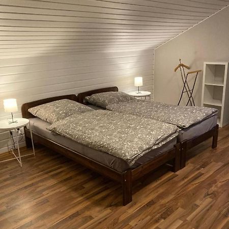 Gastezimmer Dusterhus Gemmingen Екстериор снимка